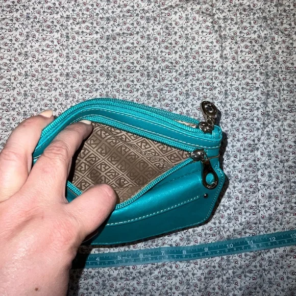 Beautiful Teal Multi-pocket Relic Wallet! - Picture 6 of 8